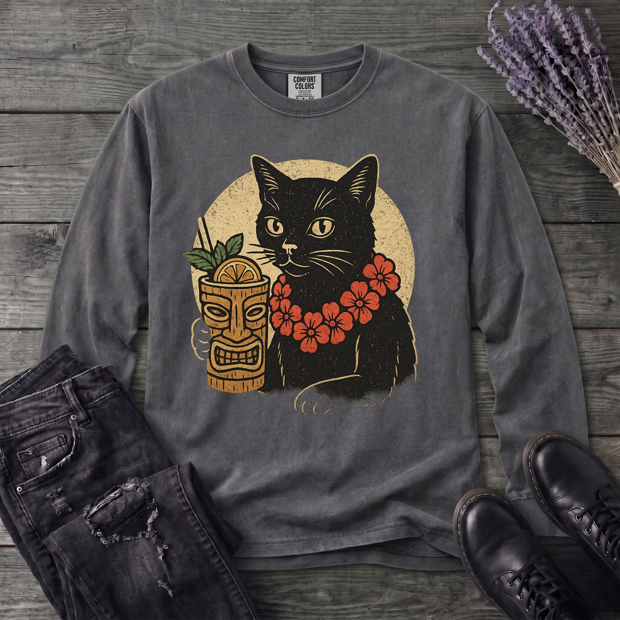 black cat tiki Long Sleeve T-Shirt
