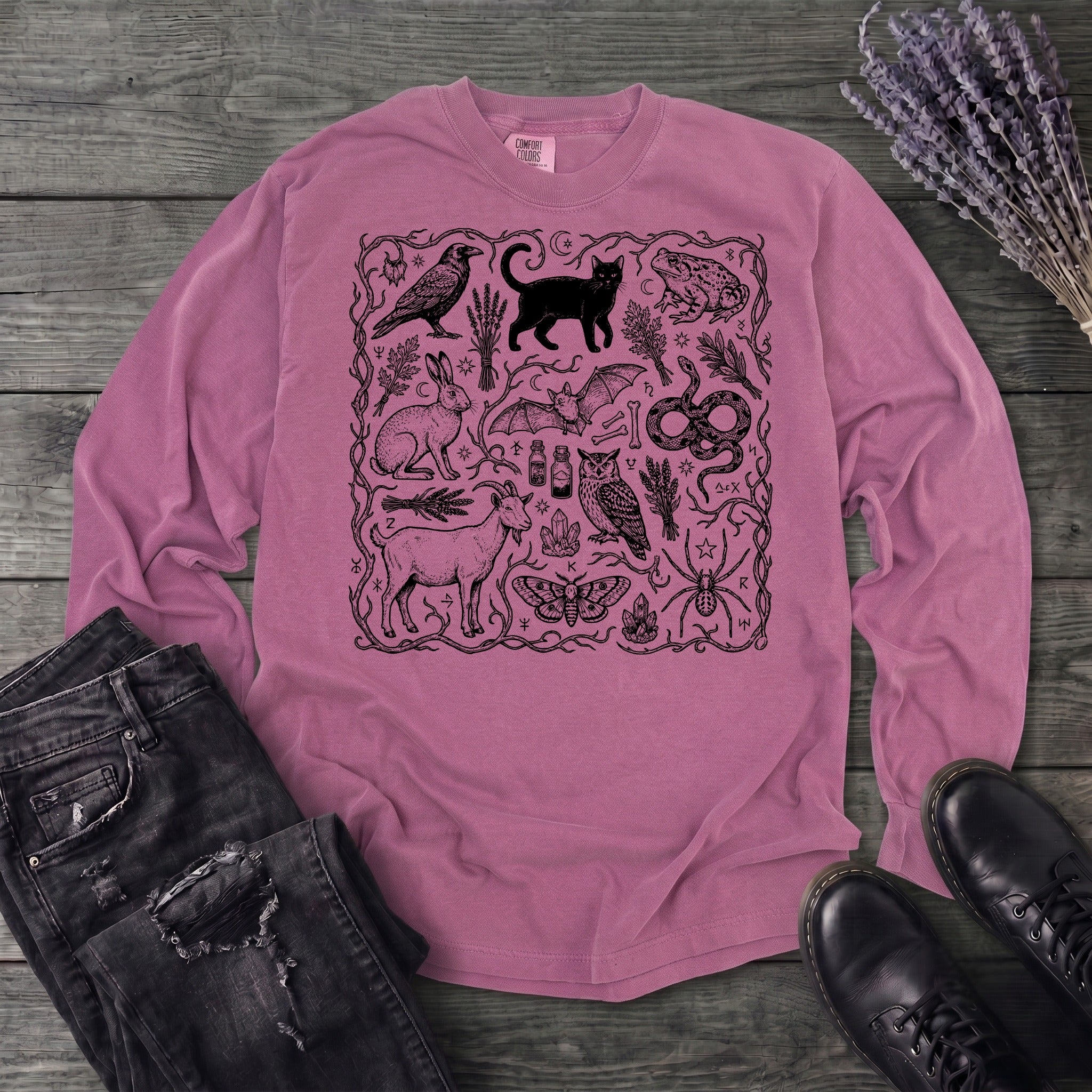 witchy familiars field guide Long Sleeve T-Shirt