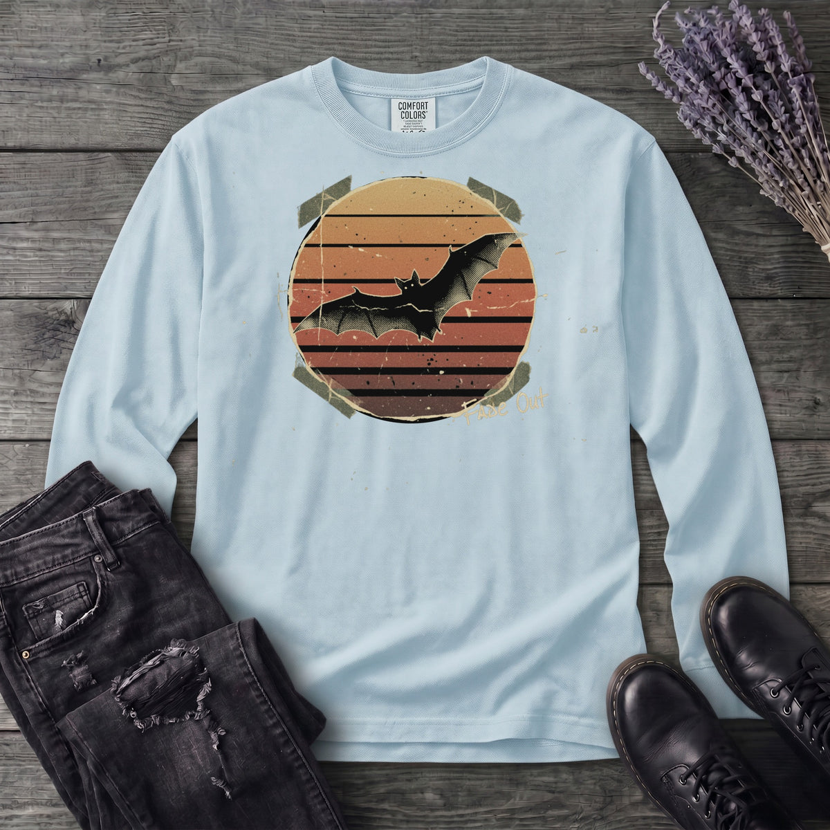 fade out grunge bat Long Sleeve T-Shirt