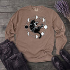 black cat pouncing on moon phases Long Sleeve T-Shirt