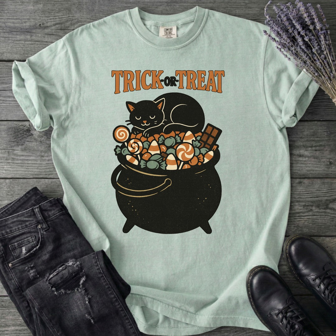 Trick Or Treat Candy Cauldron T-Shirt