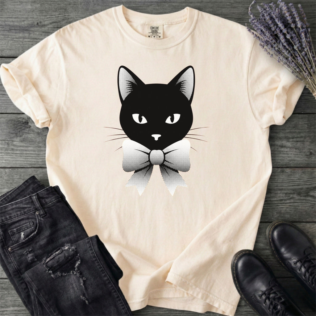 Retro Halftone Coquette Black Cat T-Shirt