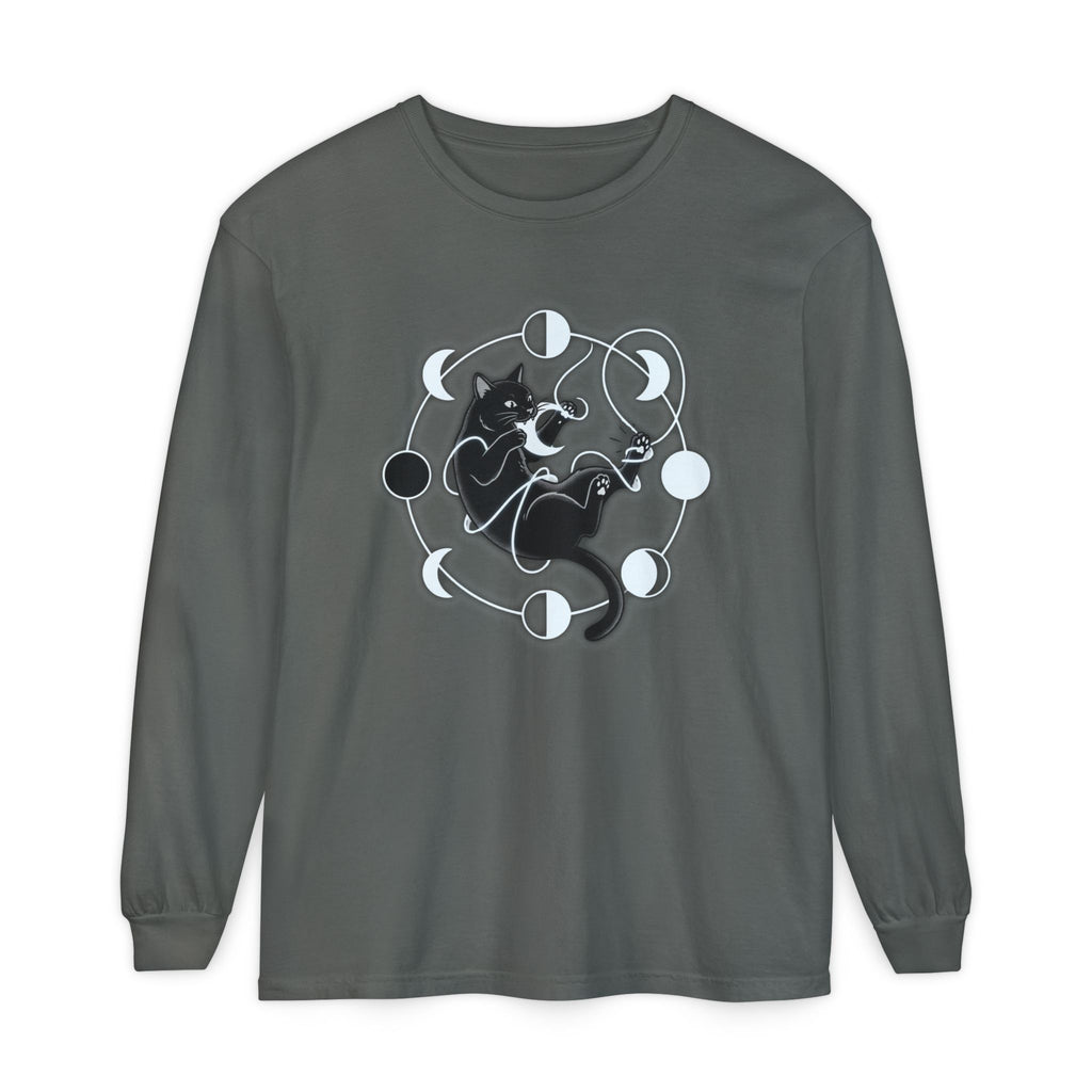 black cat pouncing on moon phases Long Sleeve T-Shirt