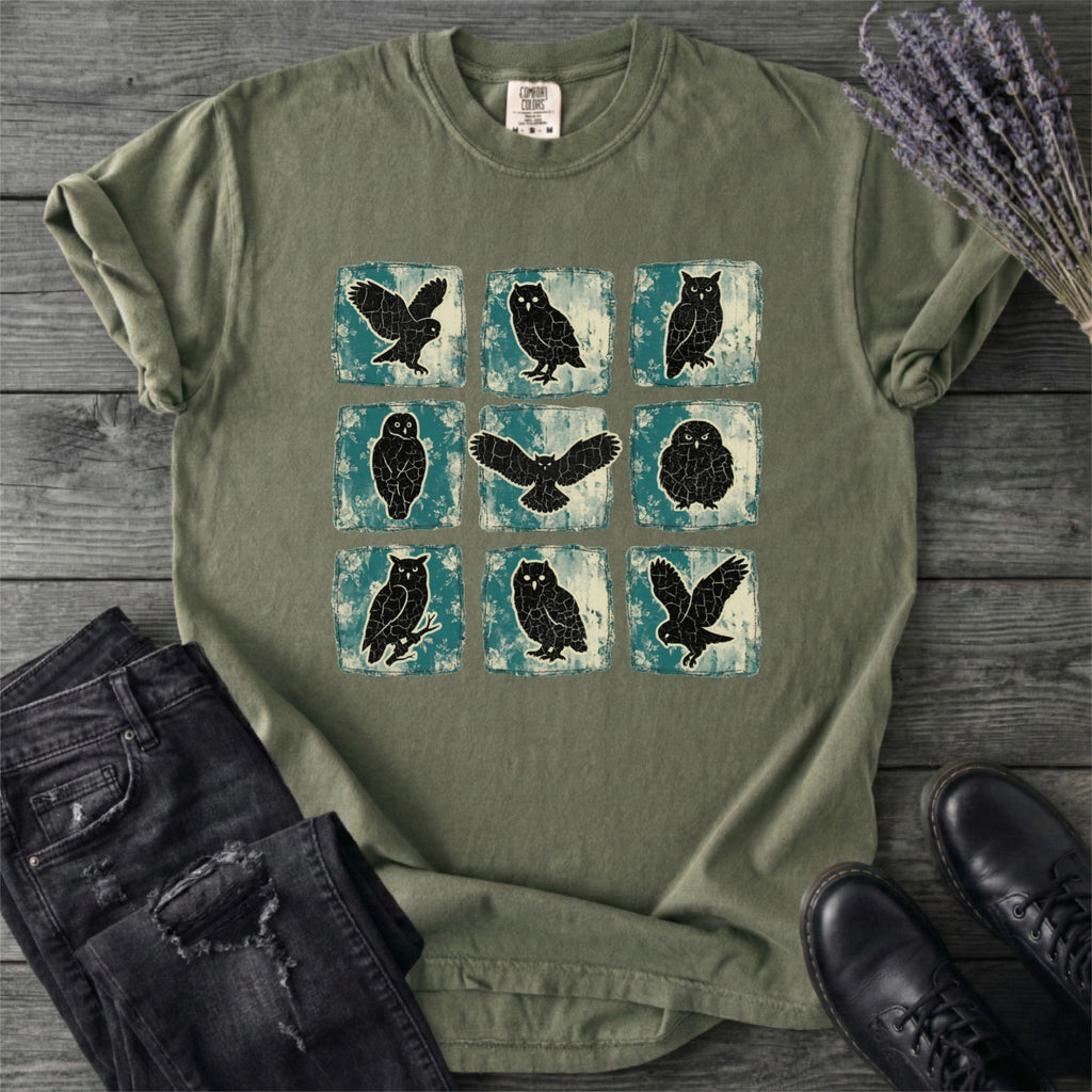 Grunge Owl Grid T-Shirt