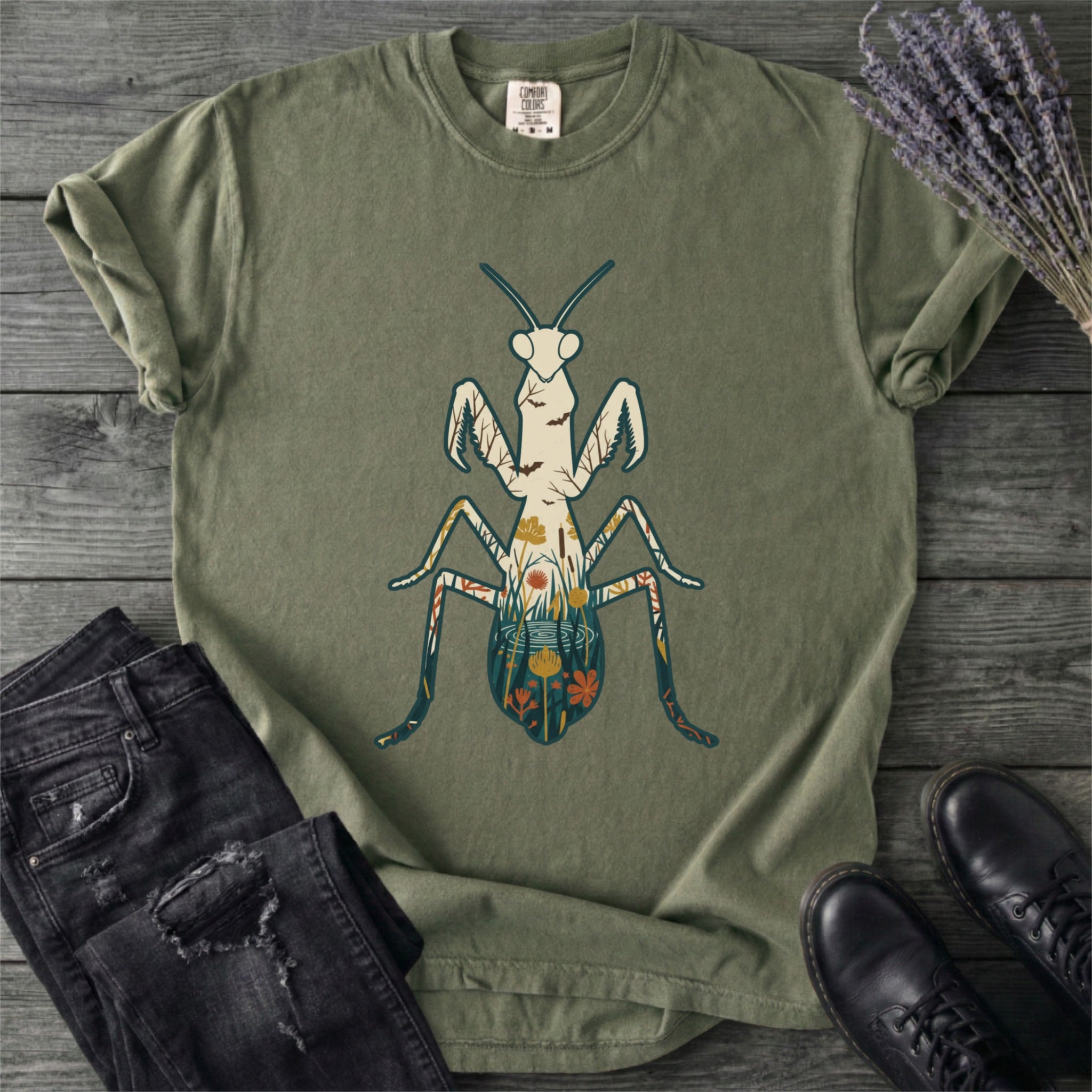 Mantis Silhouette T-Shirt