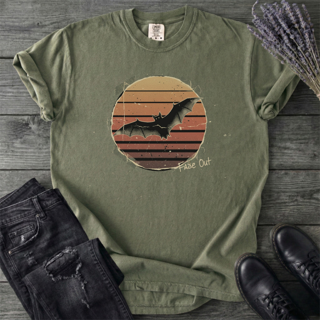 Fade Out Grunge Bat T-Shirt