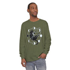 black cat pouncing on moon phases Long Sleeve T-Shirt