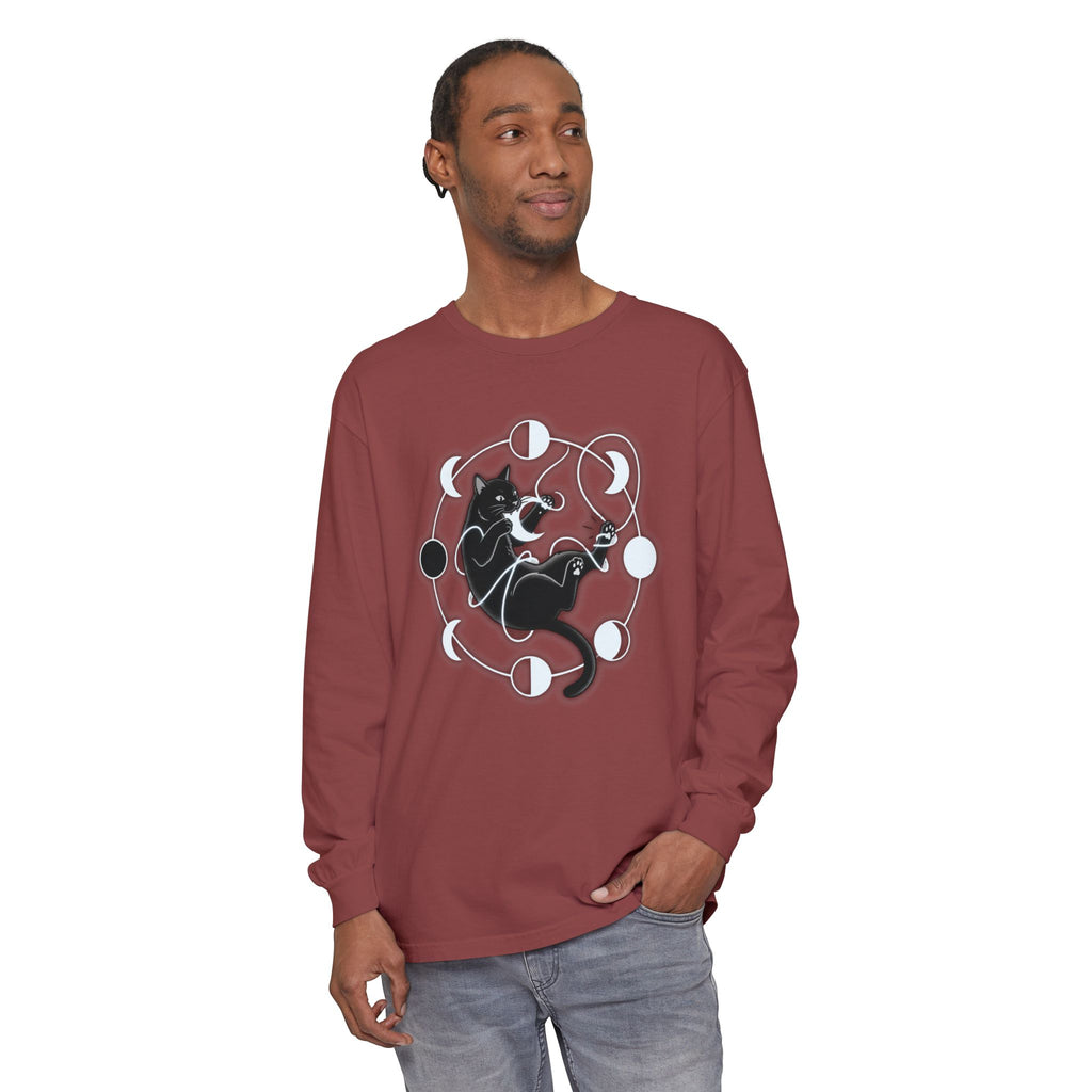 black cat pouncing on moon phases Long Sleeve T-Shirt