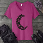 crescent moon black cats V-Neck T-Shirt