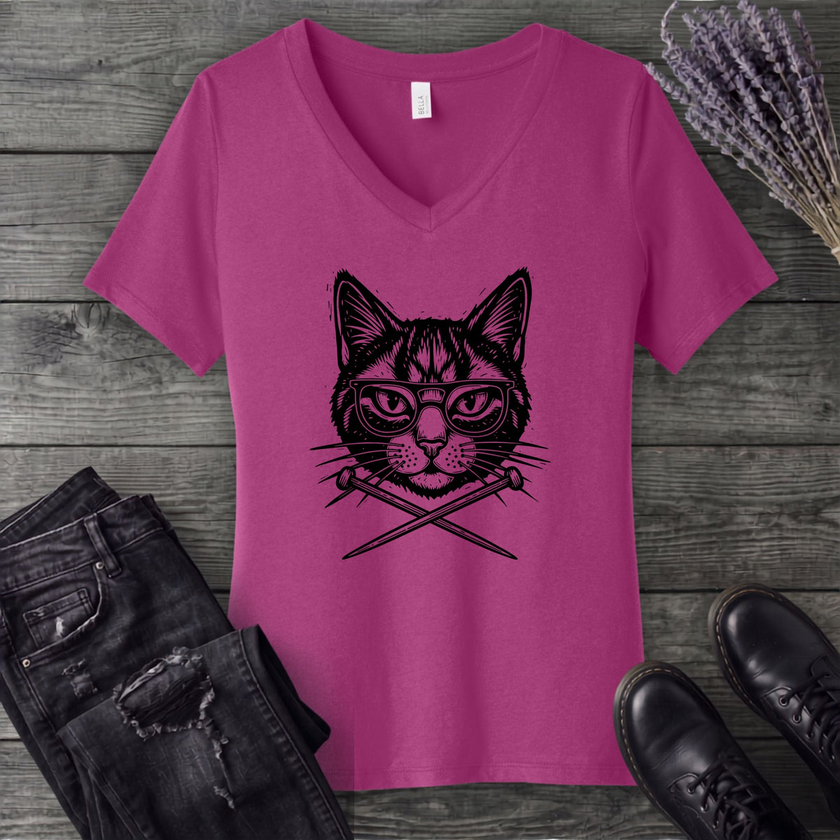 Cat Knitting Needles V-Neck T-Shirt
