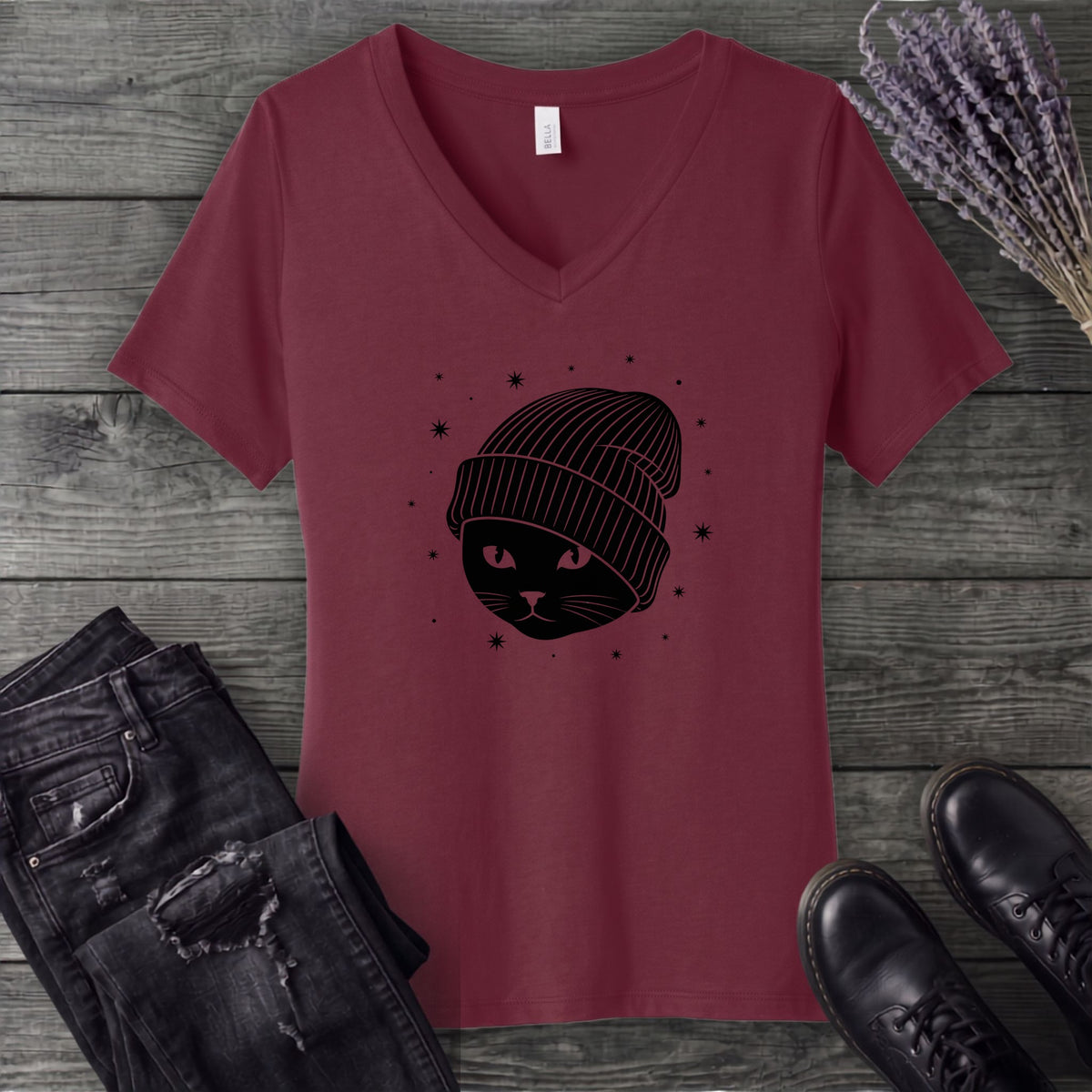black_cat_beanie V-Neck T-Shirt