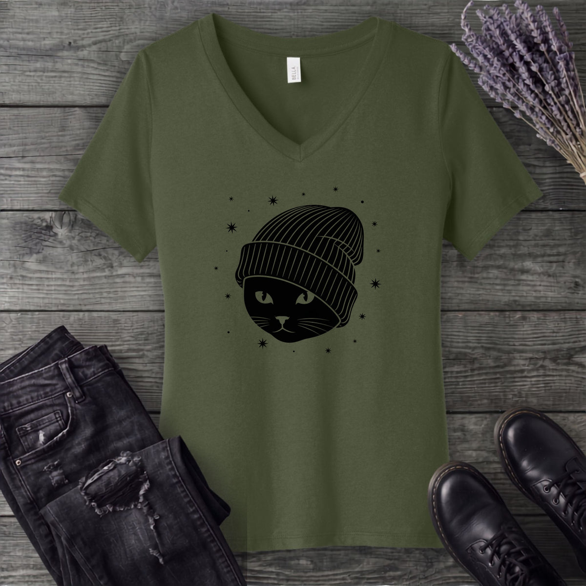 black_cat_beanie V-Neck T-Shirt