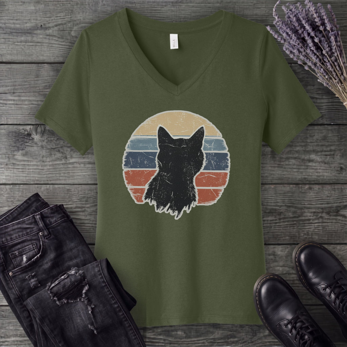 Cat Silhouette Sunset Grunge V-Neck T-Shirt
