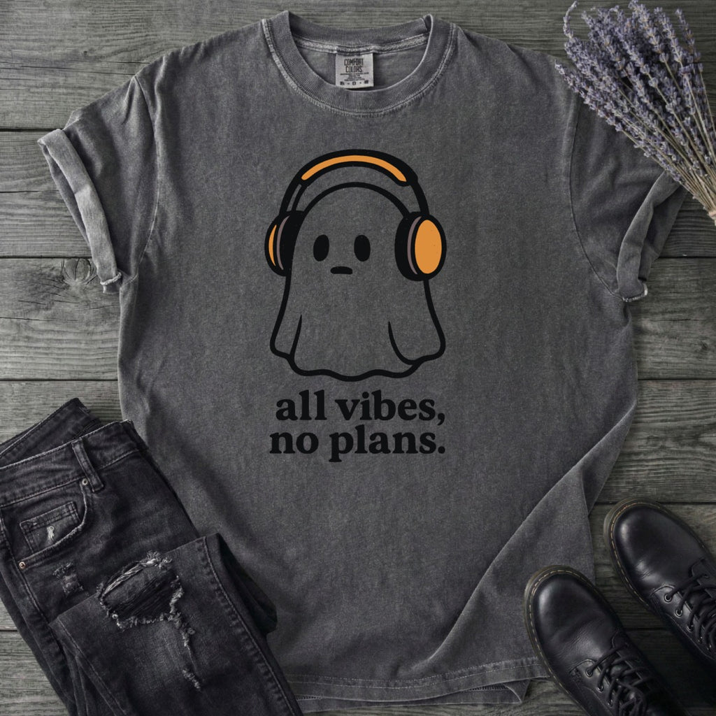 all vibes no plans T-Shirt