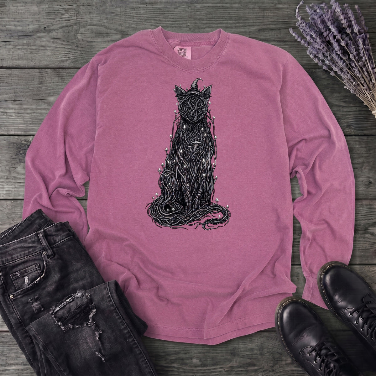 willow witch cat Long Sleeve T-Shirt