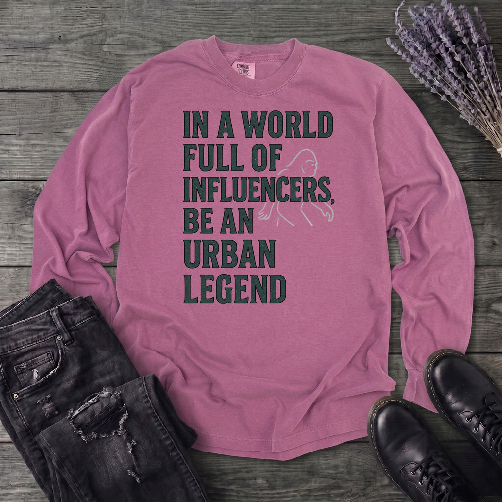 World Full Of Influencers Bigfoot Long Sleeve T-Shirt