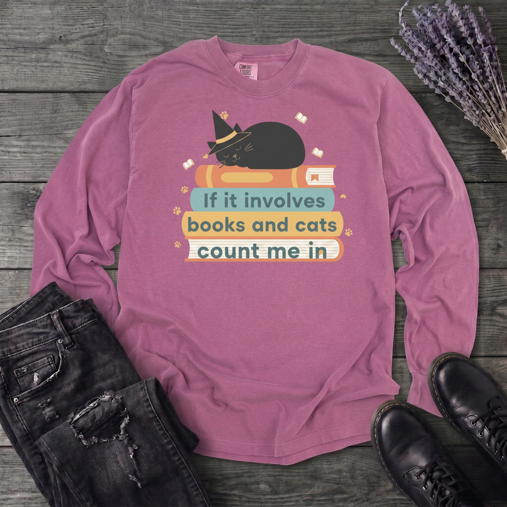 books and cats Long Sleeve T-Shirt