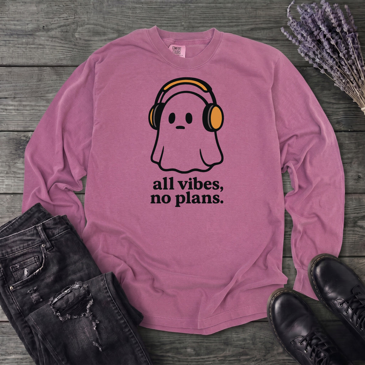 all vibes no plans Long Sleeve T-Shirt
