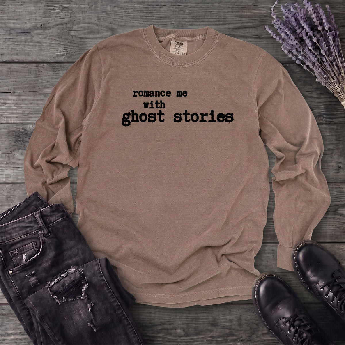 Romance Me With Ghost Stories Long Sleeve T-Shirt