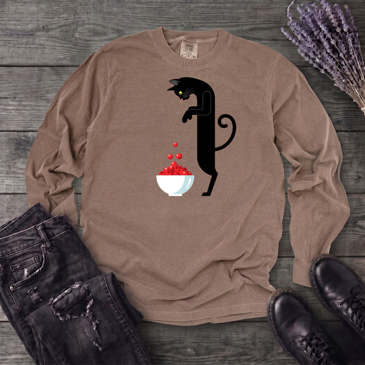 Black Cat And Cranberries Long Sleeve T-Shirt
