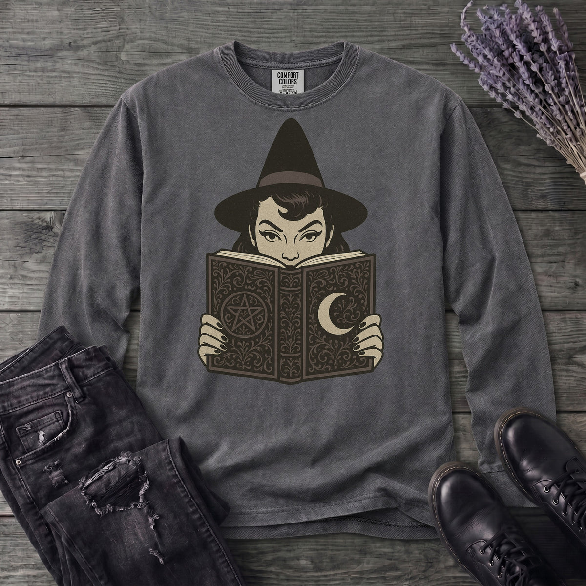 Witch Reading Long Sleeve T-Shirt