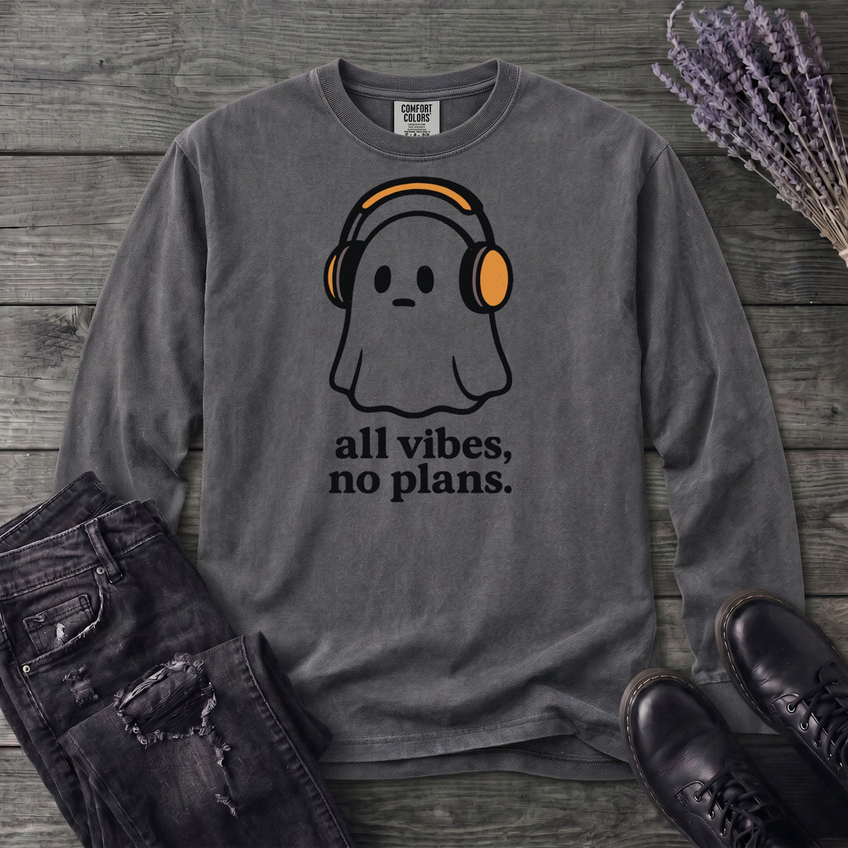 all vibes no plans Long Sleeve T-Shirt