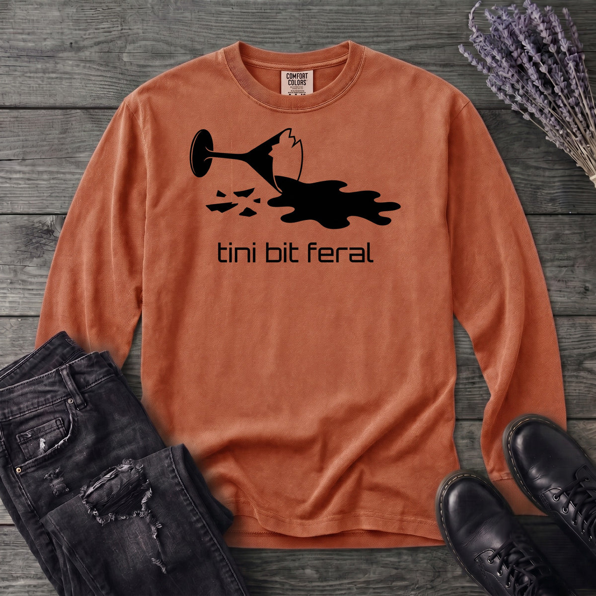 tini bit feral Long Sleeve T-Shirt