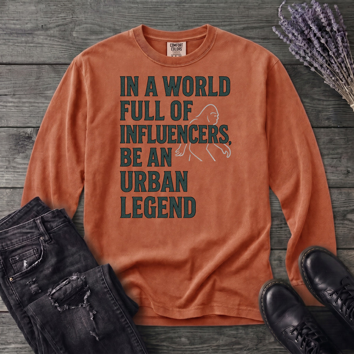 World Full Of Influencers Bigfoot Long Sleeve T-Shirt