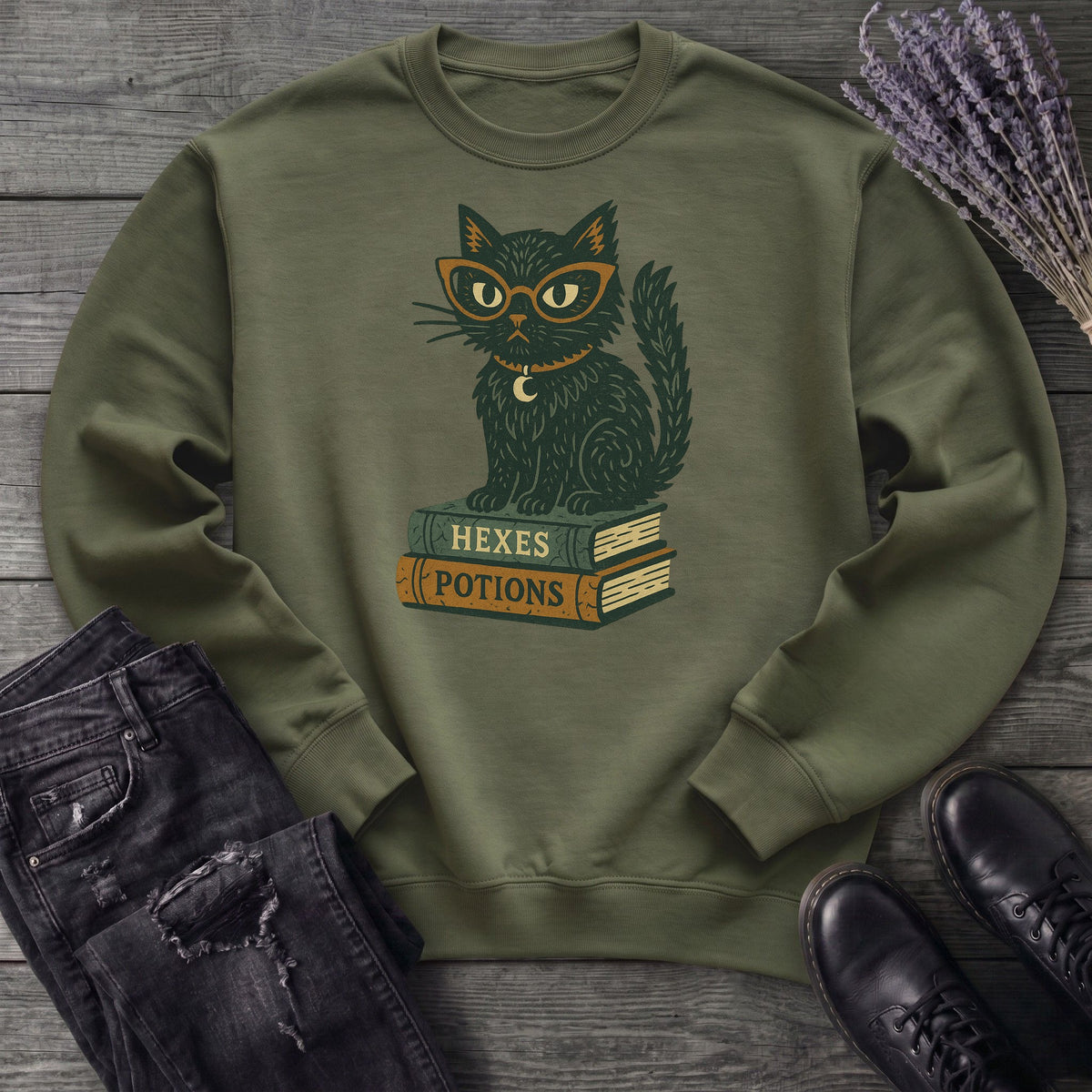 black cat glasses books Sweatshirt