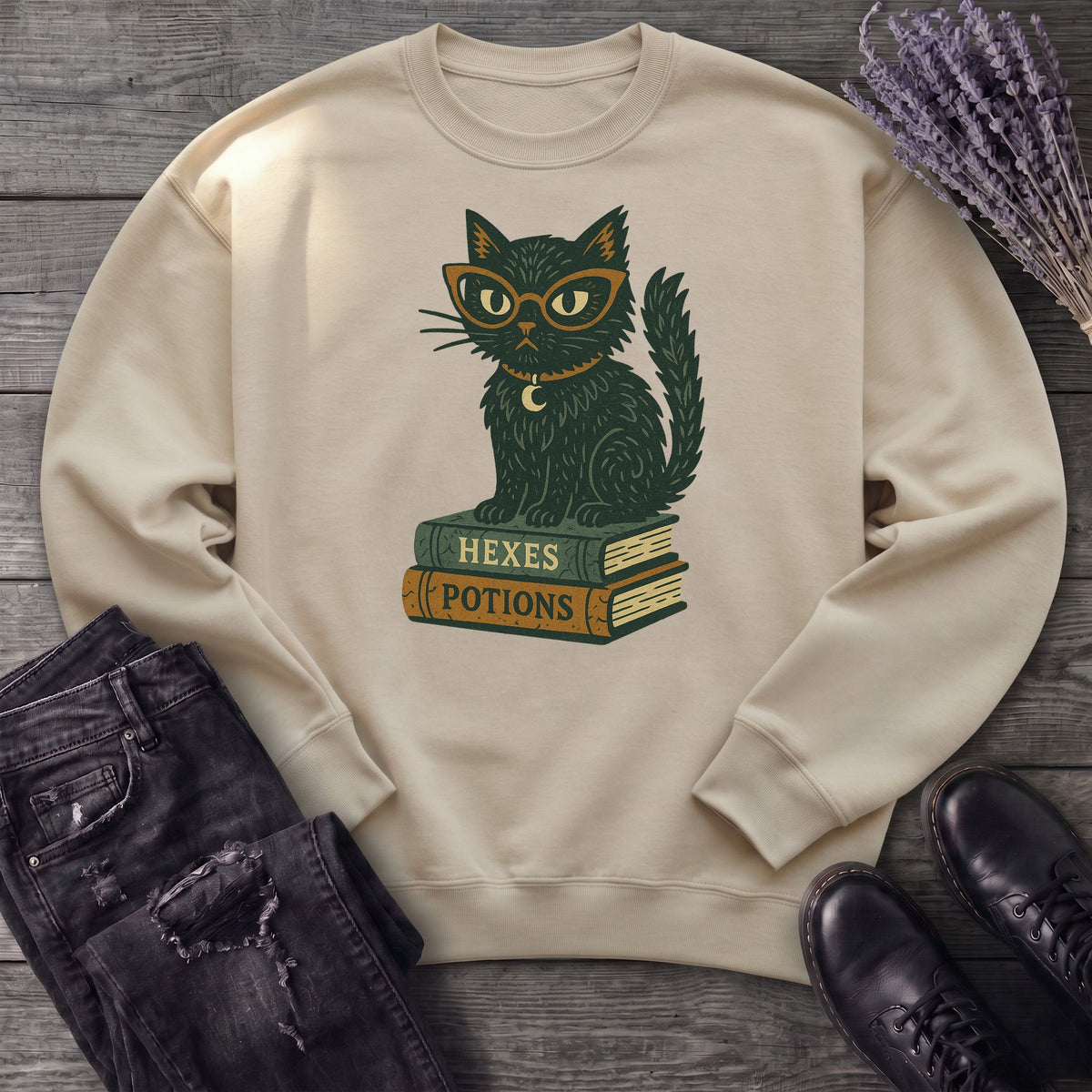 black cat glasses books Sweatshirt